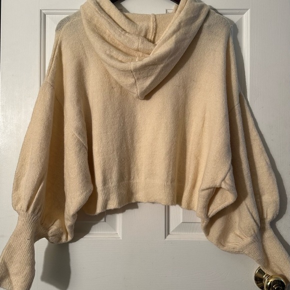 FREE PEOPLE x REVOLVE S Intimately 2pc Silent Mode Crop Hoodie Short SET Wool - Picture 13 of 16